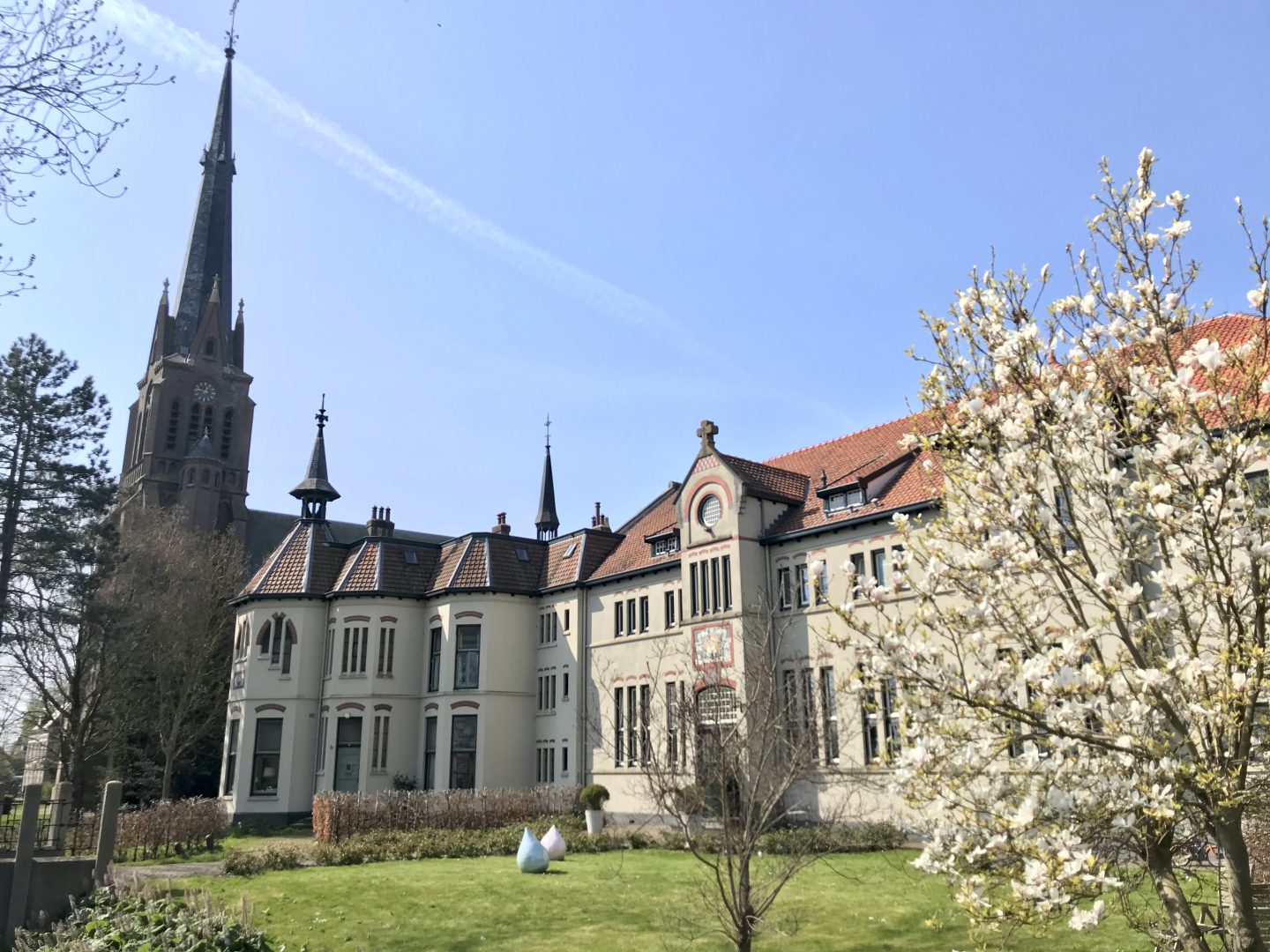 Lourdes klooster en Perl