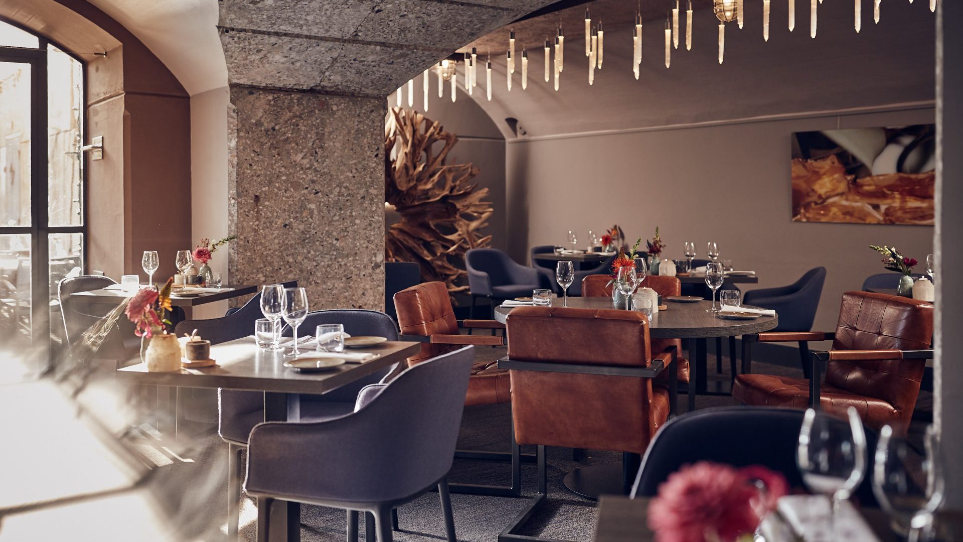 Poterne Restaurant - Dining