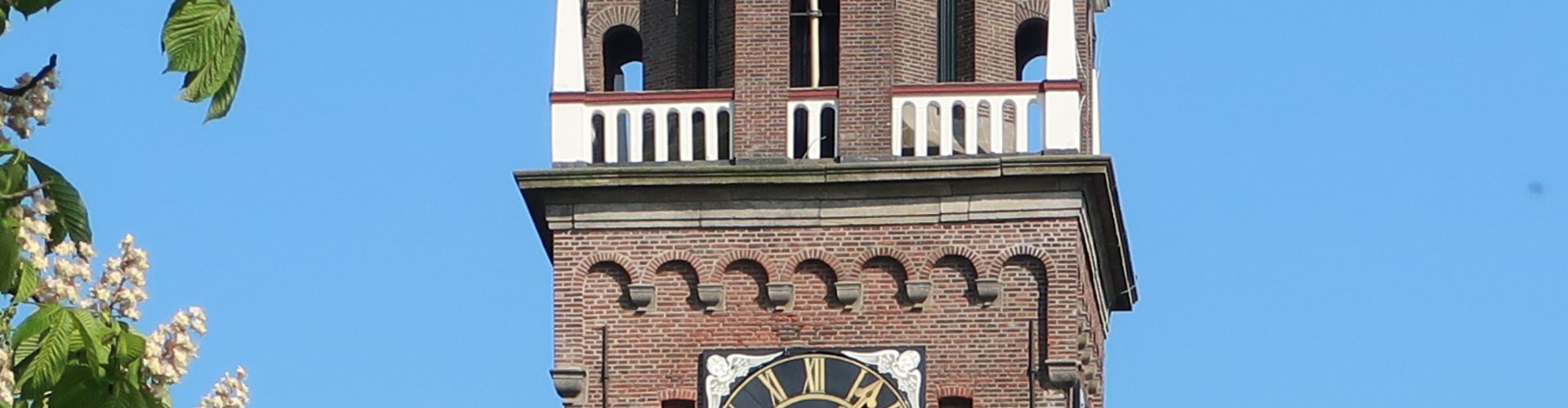 Keyserkerk, toren, trans, klok en bloesem